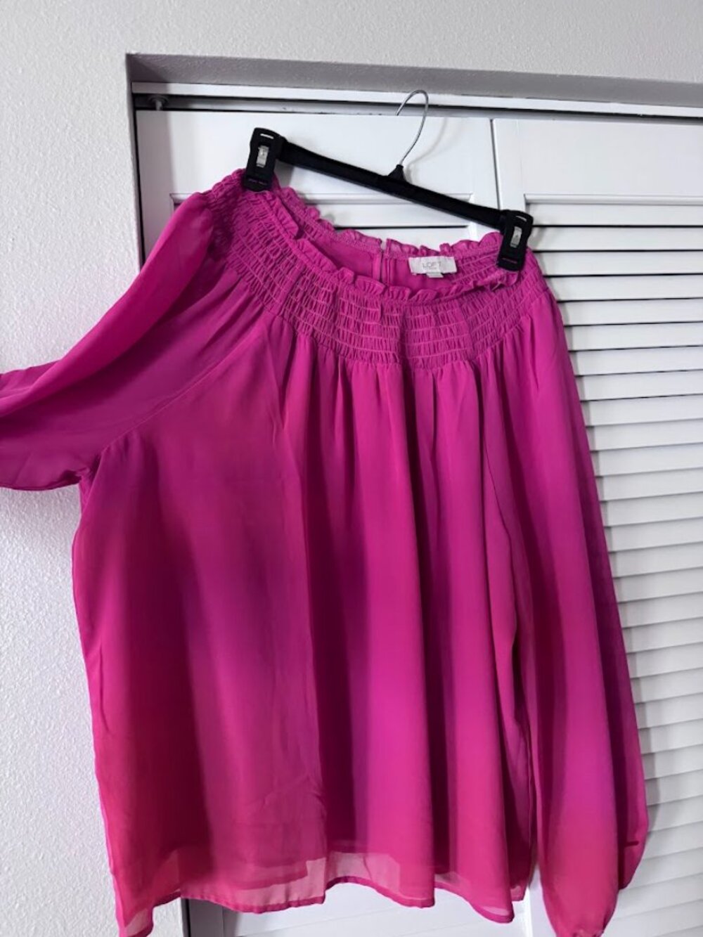 LOFT pink blouse - Picture 2 of 3
